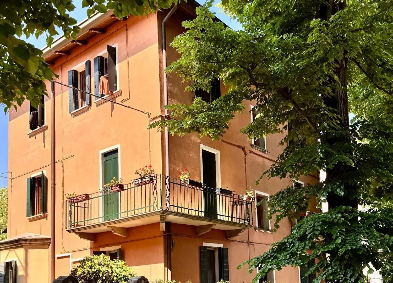Apartment Luce Fantasia E Tv 70P A 2 Minuti Dalla Spiaggia Lido di Venezia Italy